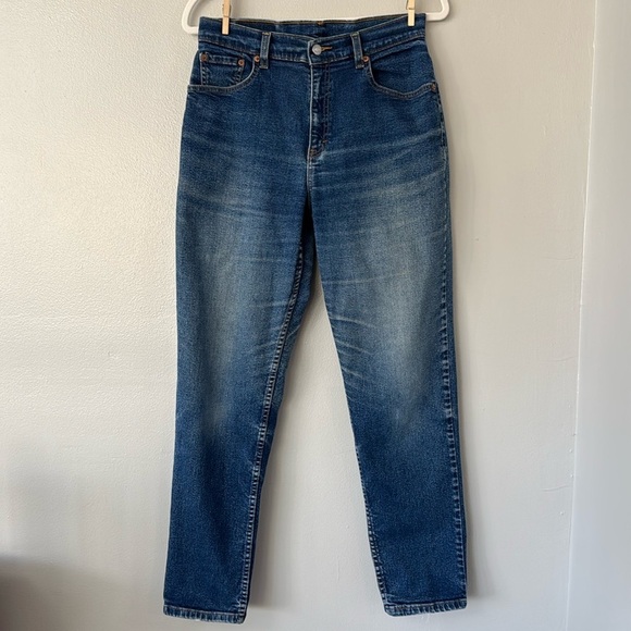 Vintage ‘00s Women’s Levi’s 550 - High Rise Relaxed Taper - Picture 1 of 8